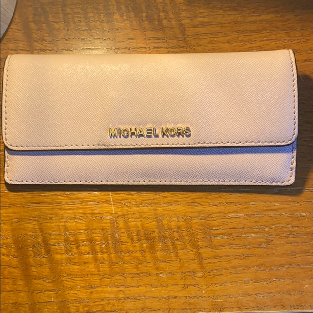 Michael Kors Flat Wallet in Blush